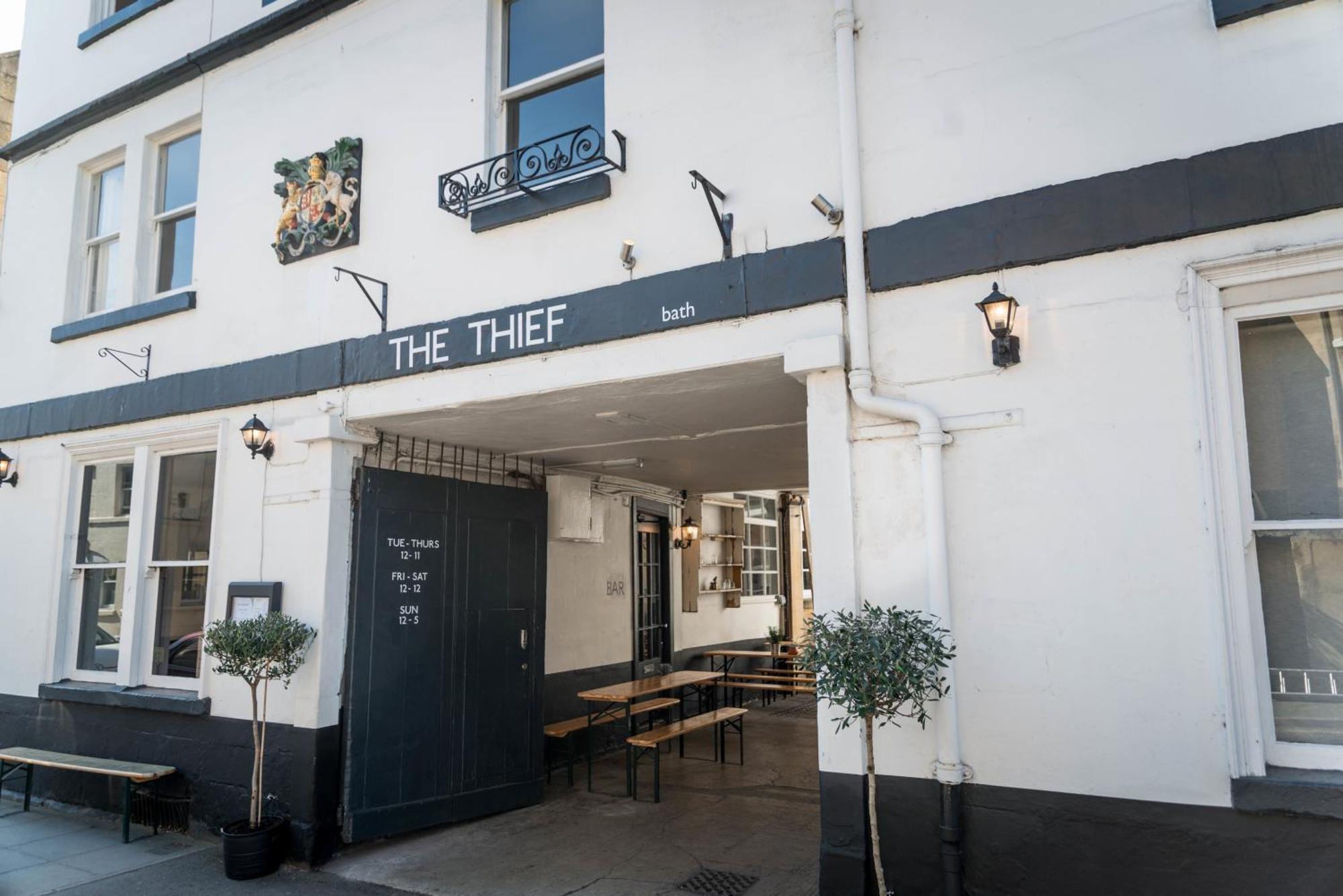 The Thief Hotel บาธ ภายนอก รูปภาพ